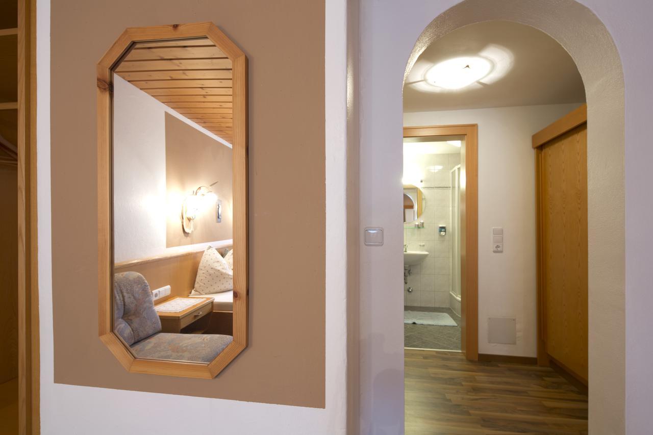Gasthof Hotel Eiserne Hand Hochfilzen Ngoại thất bức ảnh